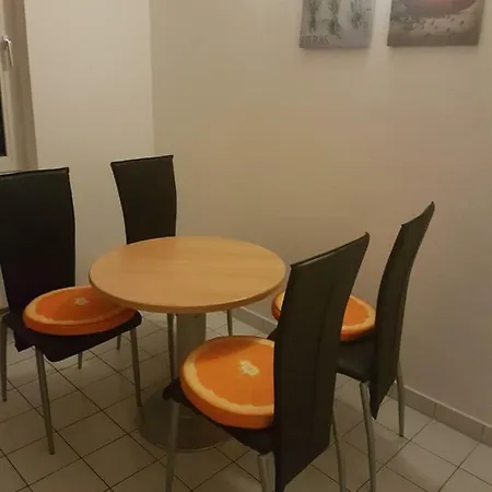 Lägenhet Schoene In *